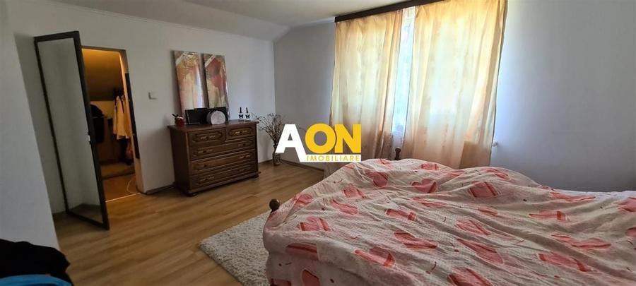 Duplex cu 4 camere cu Canalizare în Cetate