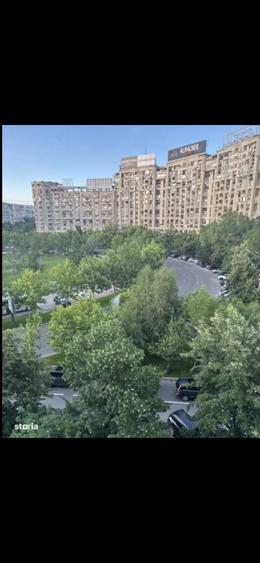 Apartament cu 4 camere decomandat, mobilat în P-ța Alba Iulia