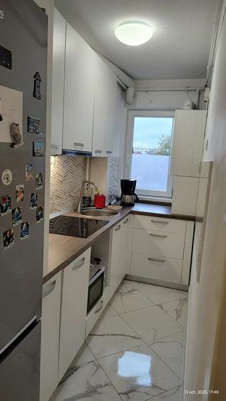 Apartament cu 2 camere semidecomandat în Florilor