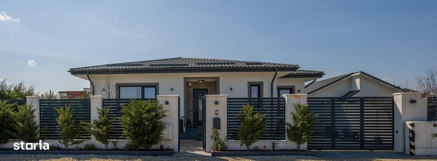 Casă cu 4 camere cu Teren 400 Mp în Corbeanca