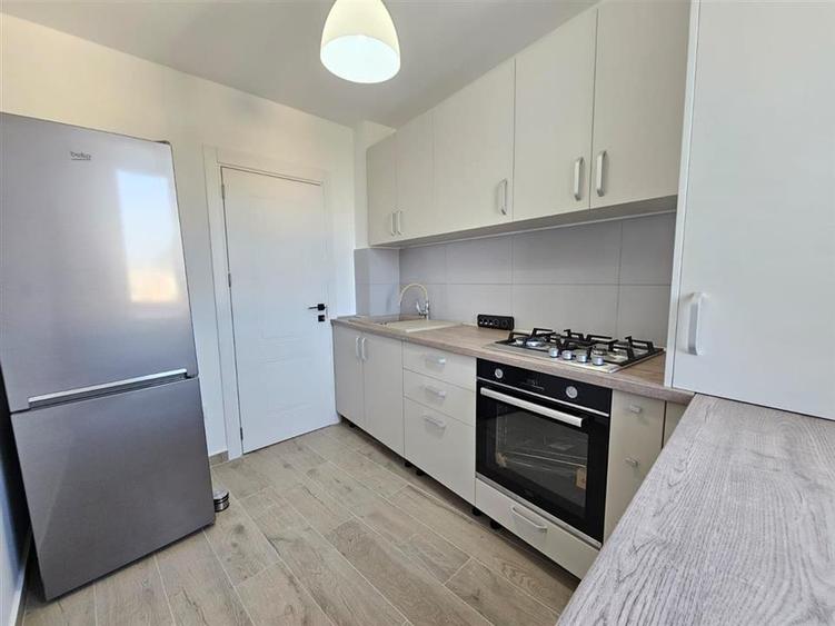 Apartament 2 camere, de inchiriat, in Astra - 6