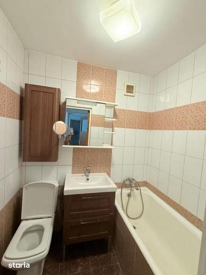Apartament cu 3 camere semidecomandat în Drumul Taberei