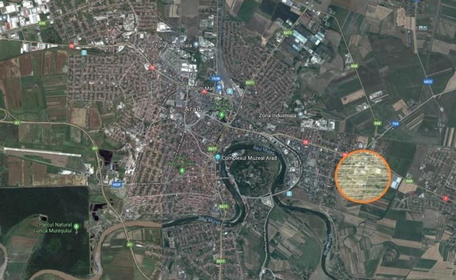 Teren extravilan de 9904 mp, în 3 Insule