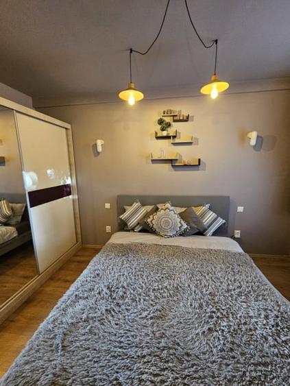 Apartament cu 2 camere semidecomandat, mobilat în Iancu Nicolae