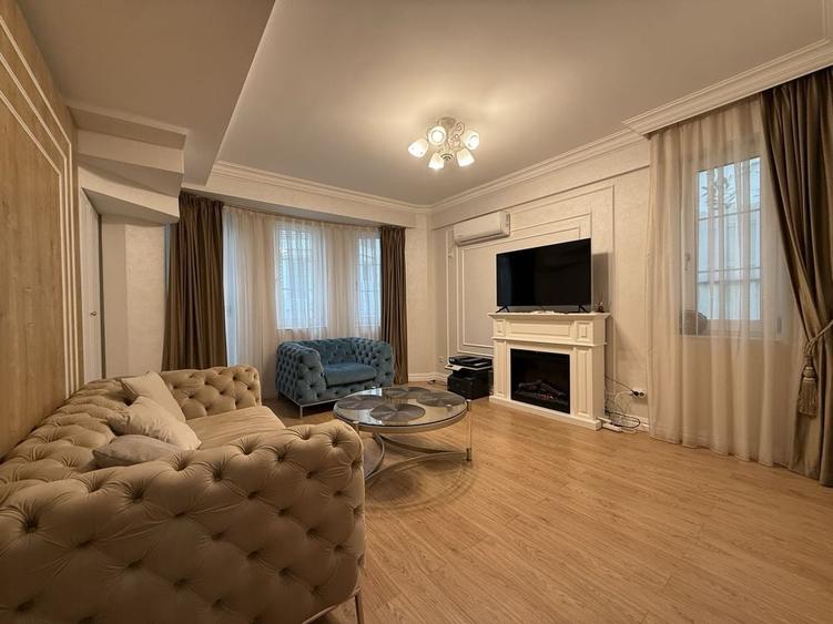Casă cu 4 camere cu Teren 70 Mp în Copou