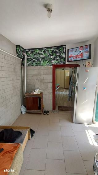 Apartament cu 2 camere semidecomandat în Cristian