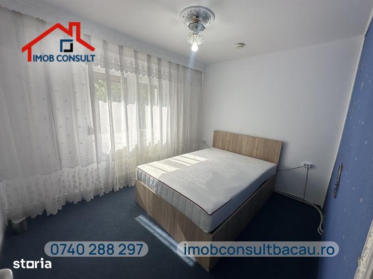 Apartament cu 3 camere semidecomandat în Mioriței