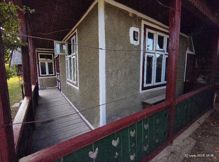 Casă cu 2 camere cu Teren 1572 Mp în Negrești (Bâra)
