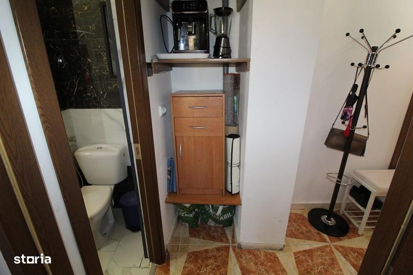 Apartament cu 2 camere decomandat în Central