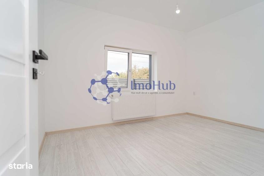 Casă cu 4 camere în Breazu