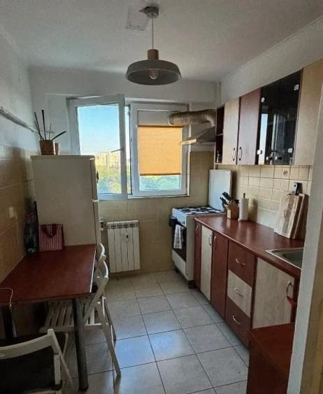 Apartament cu 2 camere decomandat, mobilat în Mihai Bravu