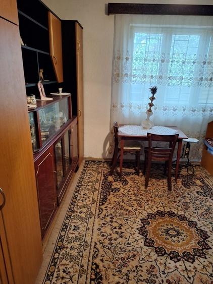 Casă cu 4 camere în Stroiești