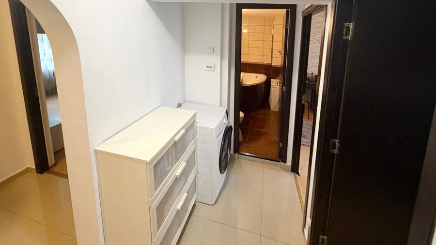Apartament cu 3 camere decomandat în Vitan Mall
