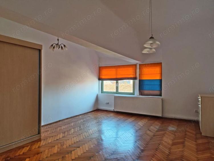 Inchiriere | apart. 4 cam. | Ultracentral | str. Iosif Vulcan | Oradea - 13