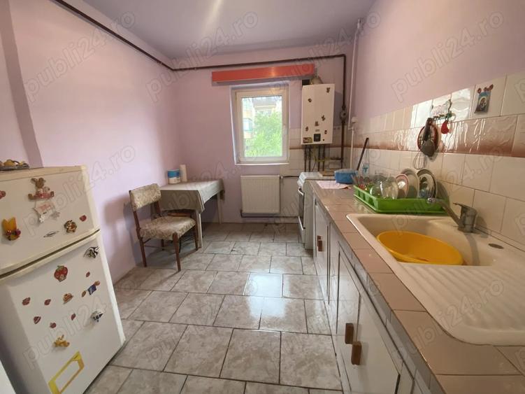 Vand apartament 2 camere in zona Modern proprietar - 6