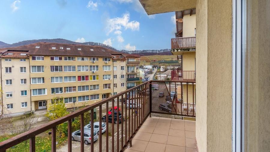 Apartament 2 camere, balcon 7 mp, parcare,  Comision 0% - 11