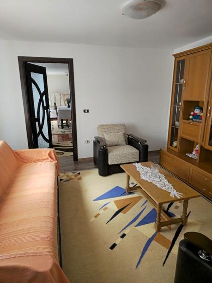 Casa de vanzare complet mobilata si utilata - 2