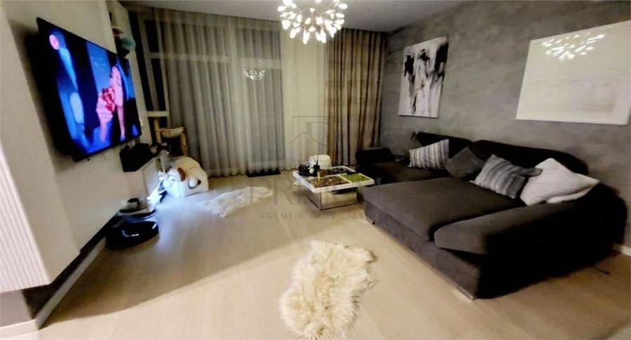 GIROC - 3 CAM - 2 BAI -2 TERASE - INCALZILE PARDOSEALA - LOC PARCARE - LUX- - 4