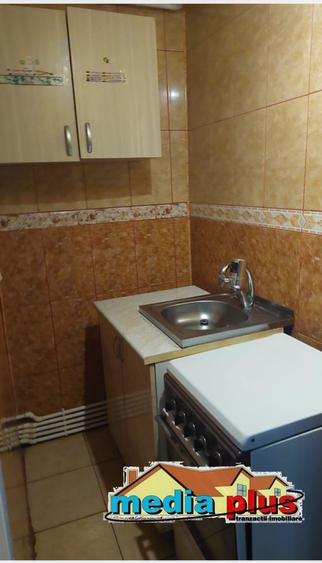 Garsonieră de închiriat – Țiglina I, Str. Brăilei, etaj 1, centrală proprie, - 4