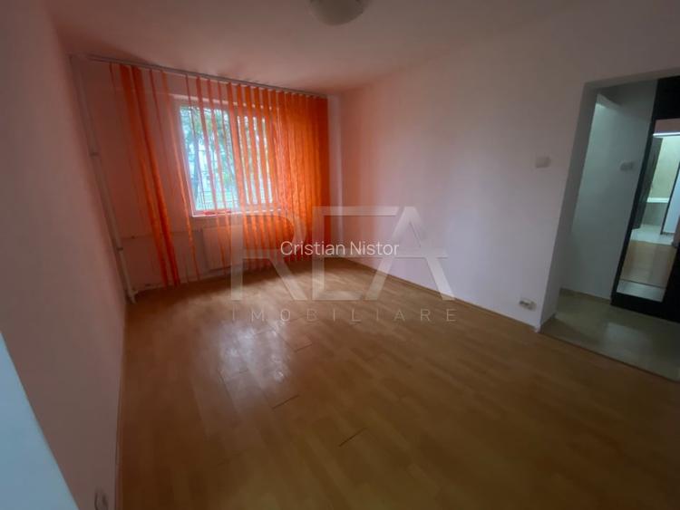 2 camere Parcul Humulesti.