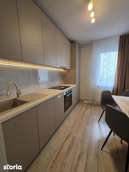 Apartament cu 3 camere decomandat în Unirii