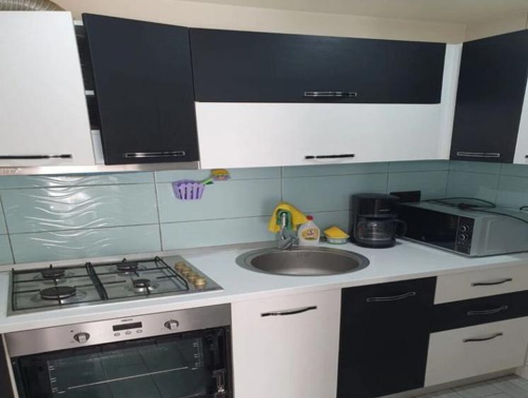 1 camera in zona Dacia - 3