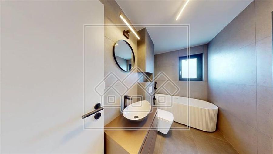 Apartament in Sibiu- 105mp utili- 4 camere, 3 bai- 64 mp terasa - 7