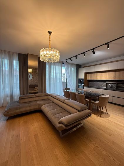 Apartament cu 5 camere de închiriat în complexul One Rahmaninov - 1