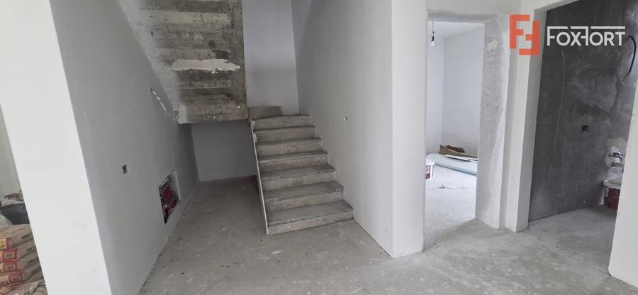 Duplex spatios cu 5 camere de vanzare, zona Mosnita Noua - 2