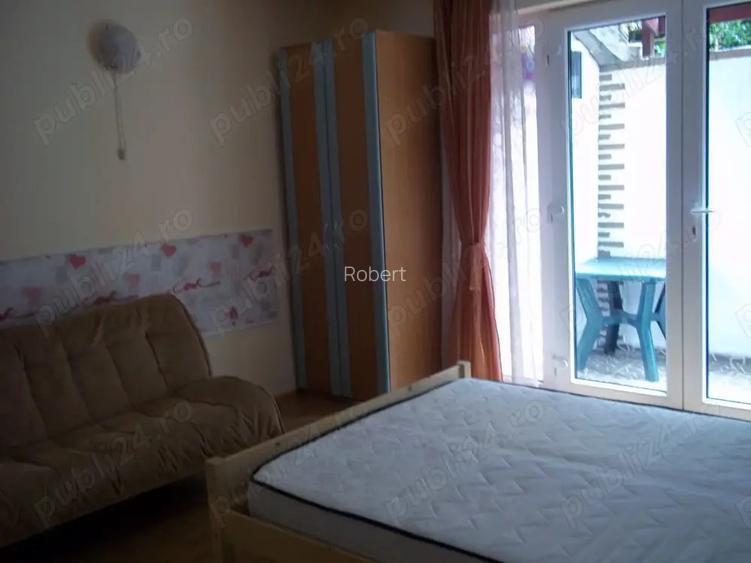 Inchiriez Apartament 2 camere Zona Blumina Inchiriez Apartament 2 camere Zona Blumina