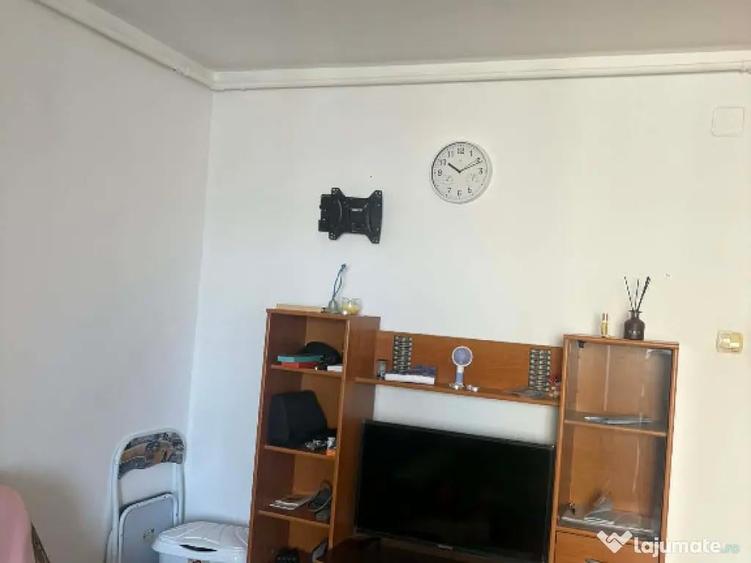 Garsoniera zona ASTRA - 2