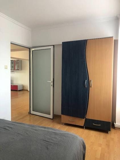 Ofer inchiriere ap 3 camere  ultracentral, mobilat si utilat, 550 euro - 17
