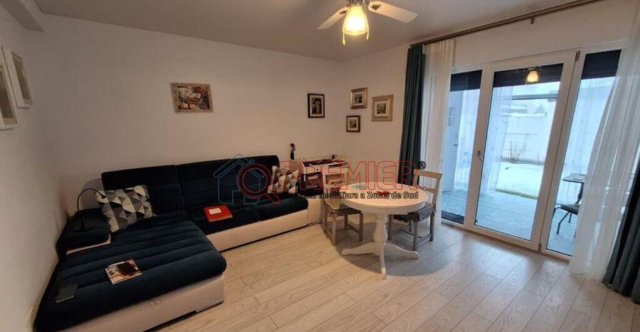 Casa in?iruita P+1+M - 4 camere - 2 terase - curte - 4