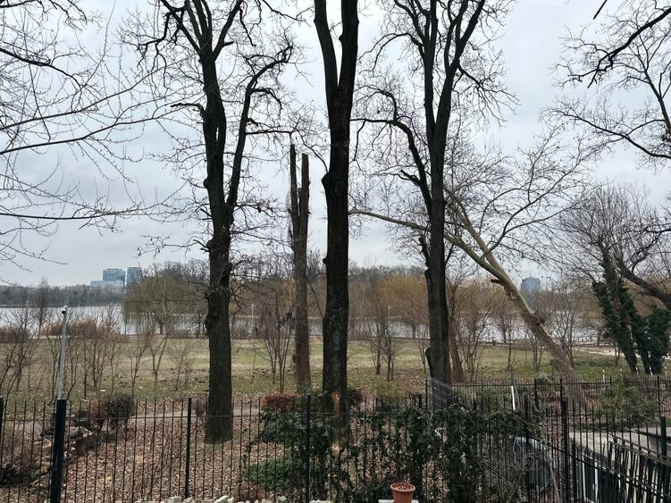 Reședință exclusivistă pe malul lacului - Exclusive Residence on the Lakefront - 44