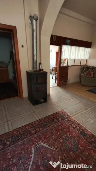Vand CASA IN COMLO?U MIC - 1