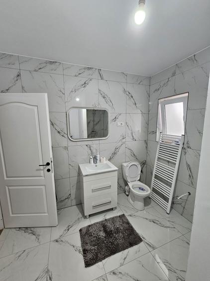 Vand casa in cartierul Banovita - 2