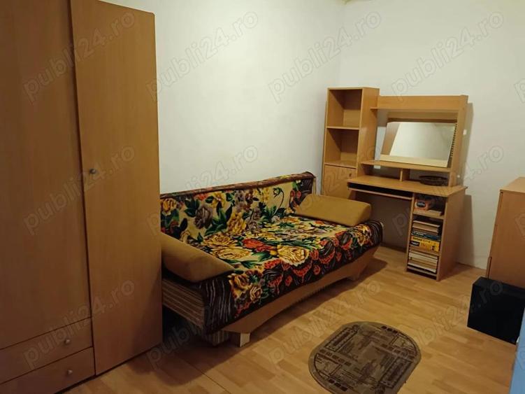 PROPRIETAR inchiriez camera mobilata la curte 13 Septembrie - 9