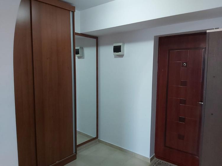 Garsoniera modrna in bloc nou ( bloc Macro ) in Gavana - 4