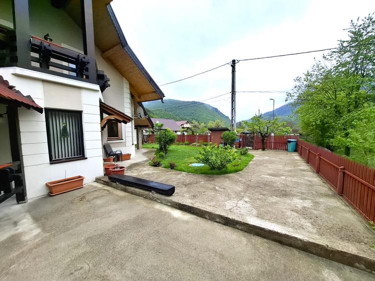 Vila de vânzare în Lepșa – Refugiul tău din inima Munților Vrancei - 3