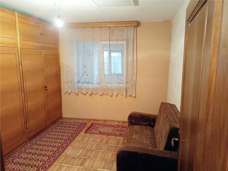 Apartament 2 camere in zona centrala Moldova Noua - 6
