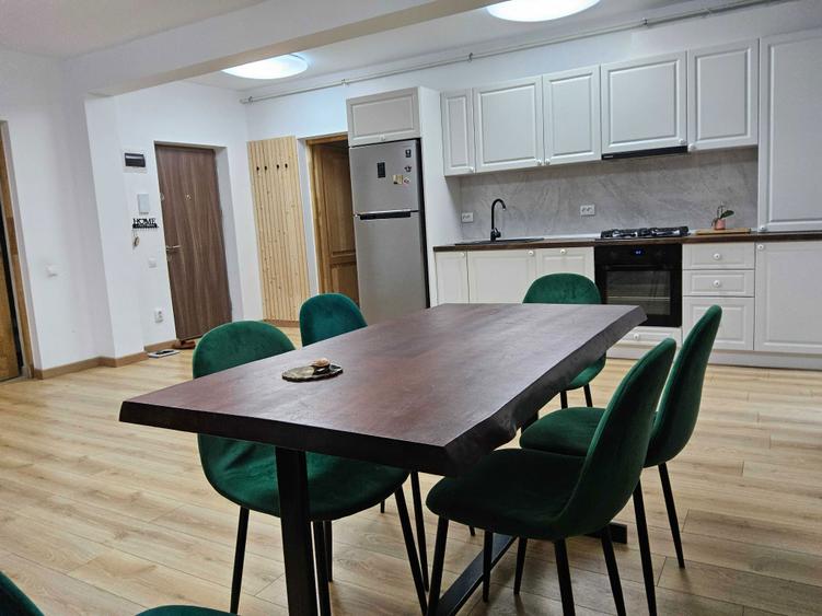 Zona VIVO - Inchiriez Apartament de lux cu Terasa: 2 camere - 8