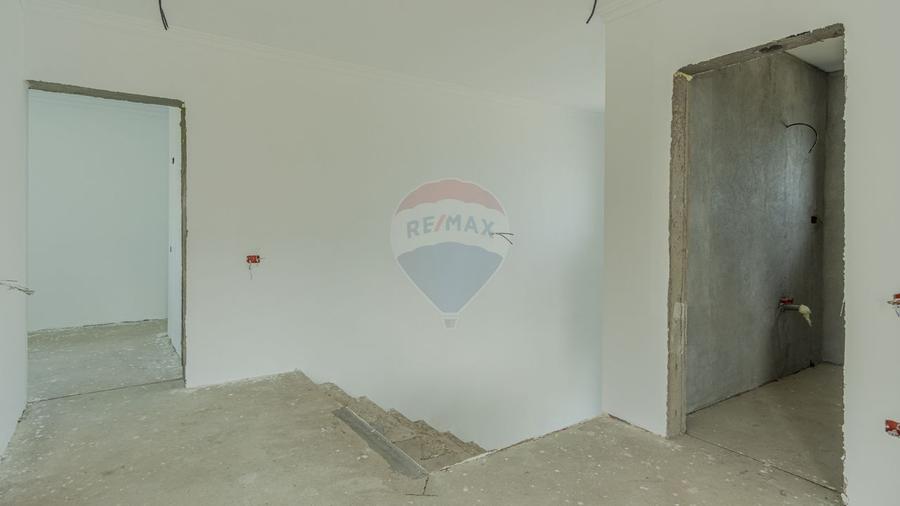 Casa moderna, la cheie, in Cristian - Str. Carpati - 34