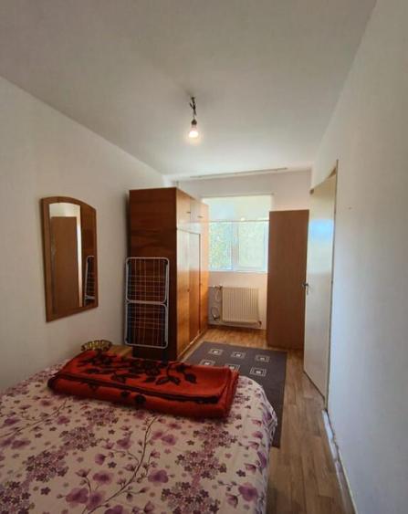Apartament 2 camere, etaj intermediar, Lacul Balea Ploiesti - 2