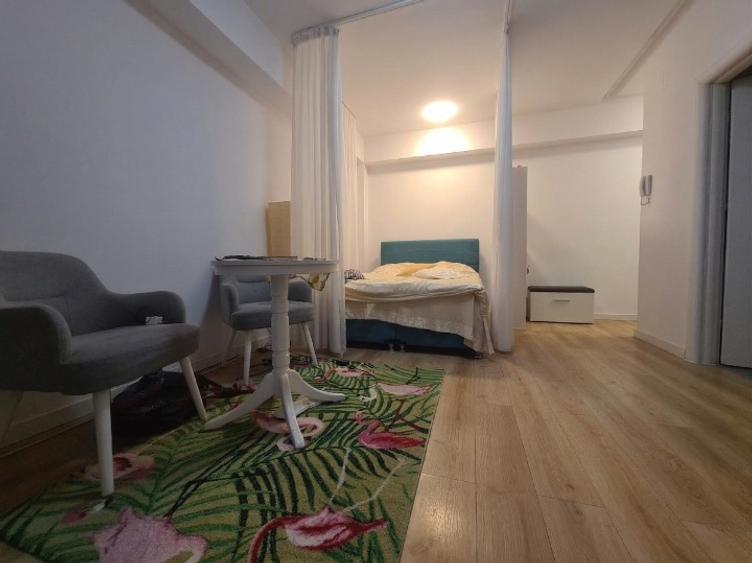 Garsoniera carol Parc - Centrala proprie - bloc nou - 1