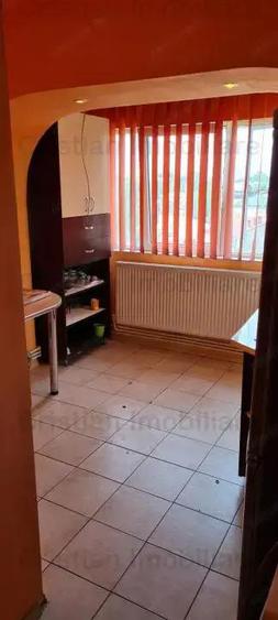Inchiriere ap.1 cam 45mp Republicii-Piata Mare Mobilat si utilat in totalitate - 1