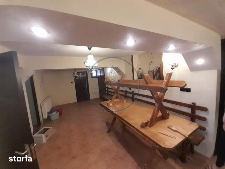 Casă cu 5 camere cu Teren 4787 Mp în Rusu Bârgăului