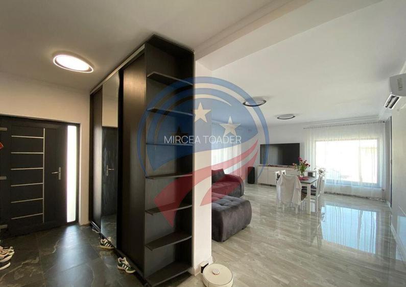 CASA DEOSEBITA ZONA SELGROS COMPLET MOBILATA