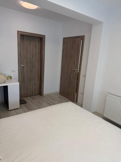 Apartament cu 2 camere Platinum Residence Tractorul - 11