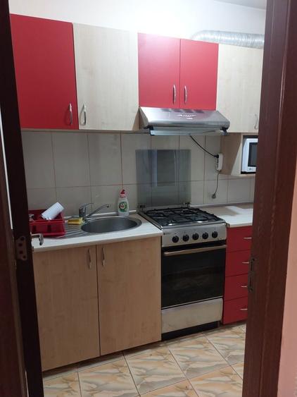 Inchiriez garsoniera brazda - 2