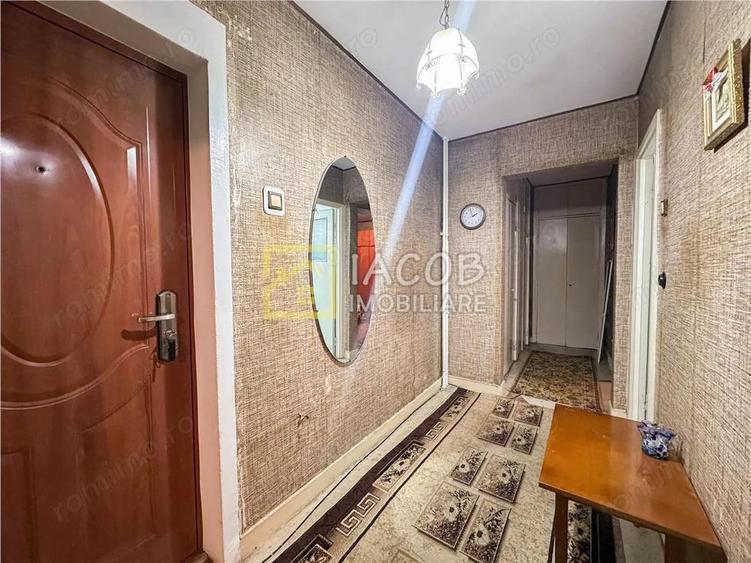 De inchiriat apartament 2 camere decomandate Cornisa Bistritei, Bacau - 6